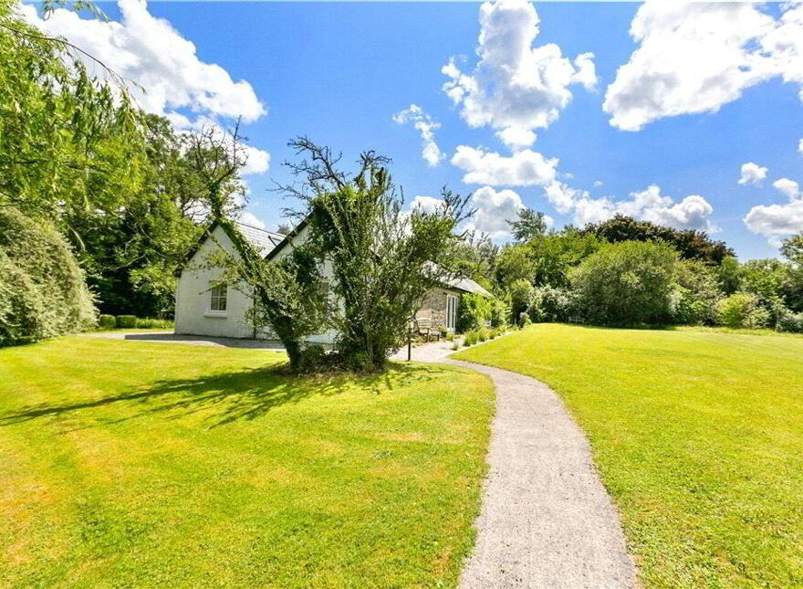 The Lake House, Cameron Island, Coolbawn, E45V213