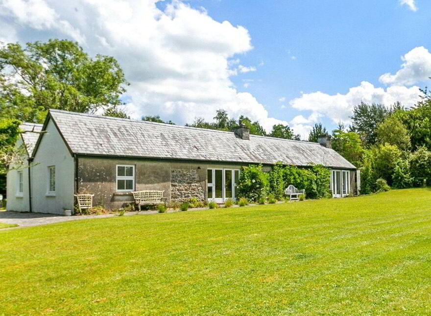 The Lake House, Cameron Island, Coolbawn, E45V213
