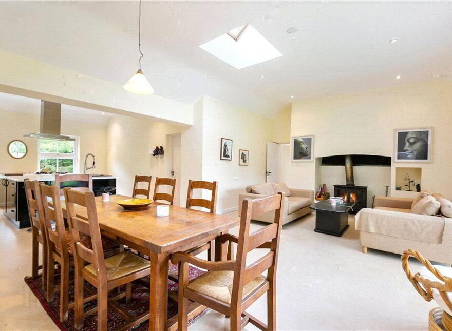 The Lake House, Cameron Island, Coolbawn, E45V213