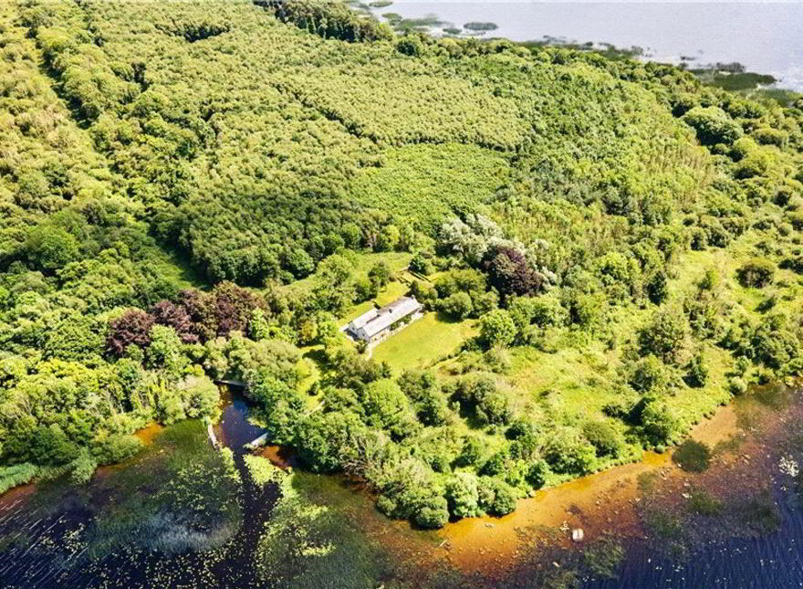 The Lake House, Cameron Island, Coolbawn, E45V213