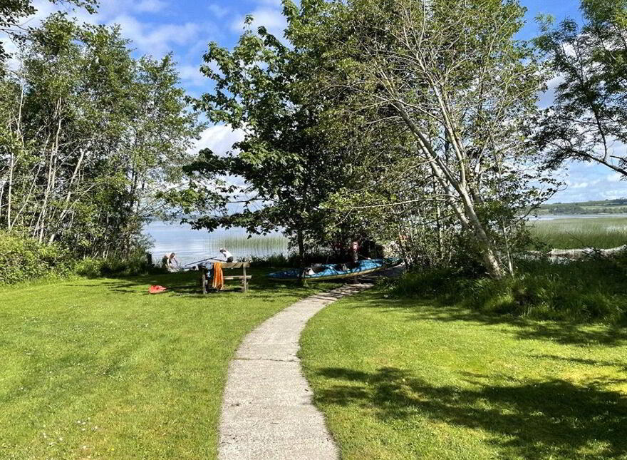 The Lake House, Cameron Island, Coolbawn, E45V213