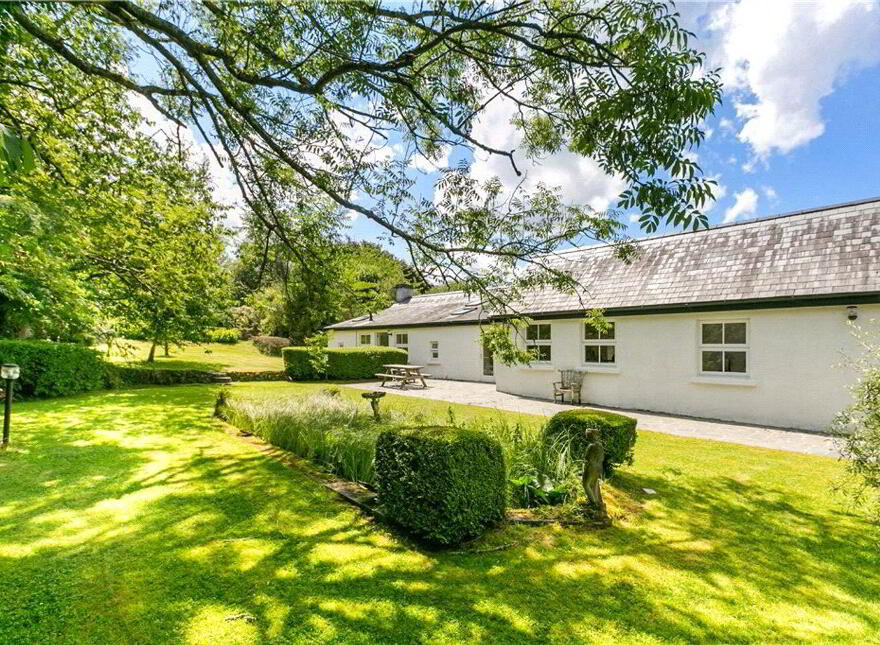 The Lake House, Cameron Island, Coolbawn, E45V213