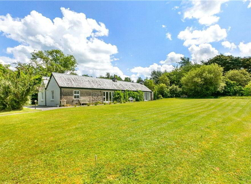 The Lake House, Cameron Island, Coolbawn, E45V213