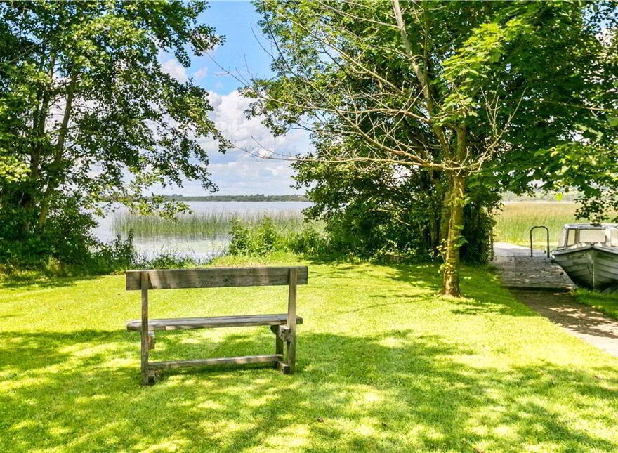 The Lake House, Cameron Island, Coolbawn, E45V213