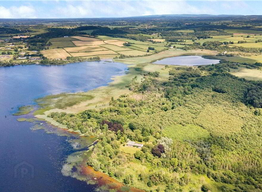 The Lake House, Cameron Island, Coolbawn, E45V213