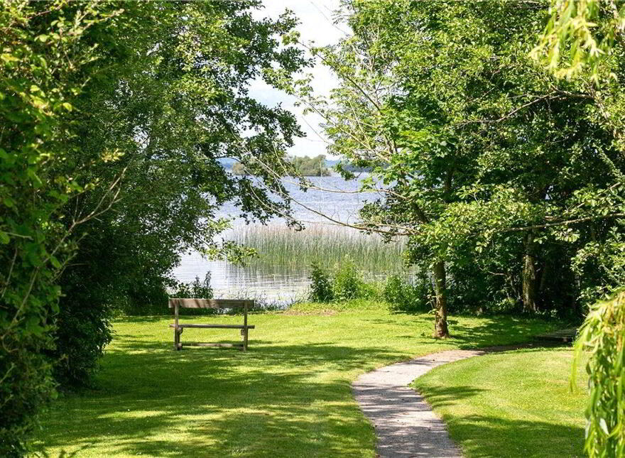 The Lake House, Cameron Island, Coolbawn, E45V213