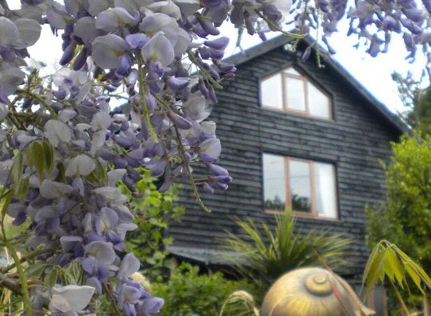 Falling Water Lodge, Tooreen, Glengarriff, P75PY72