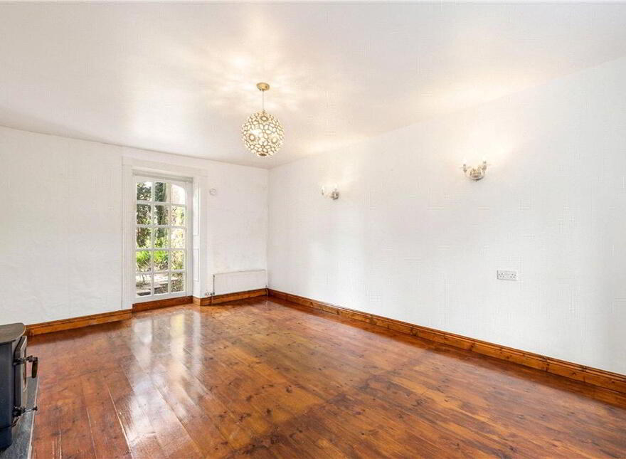 Mountain View, Chapel Place, Lismore, P51T2V9