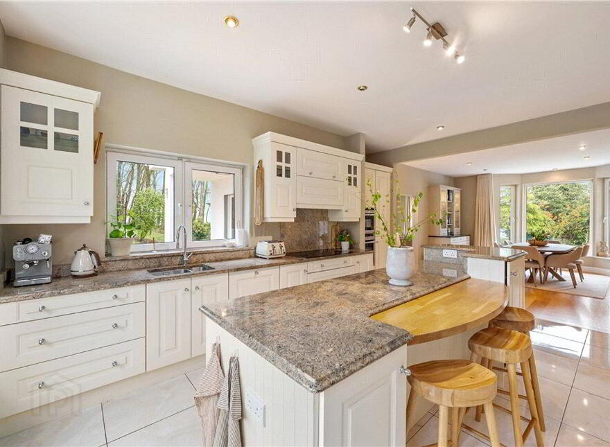 Beechville House, Brookwood, French Furze, Crosshaven, P43K277