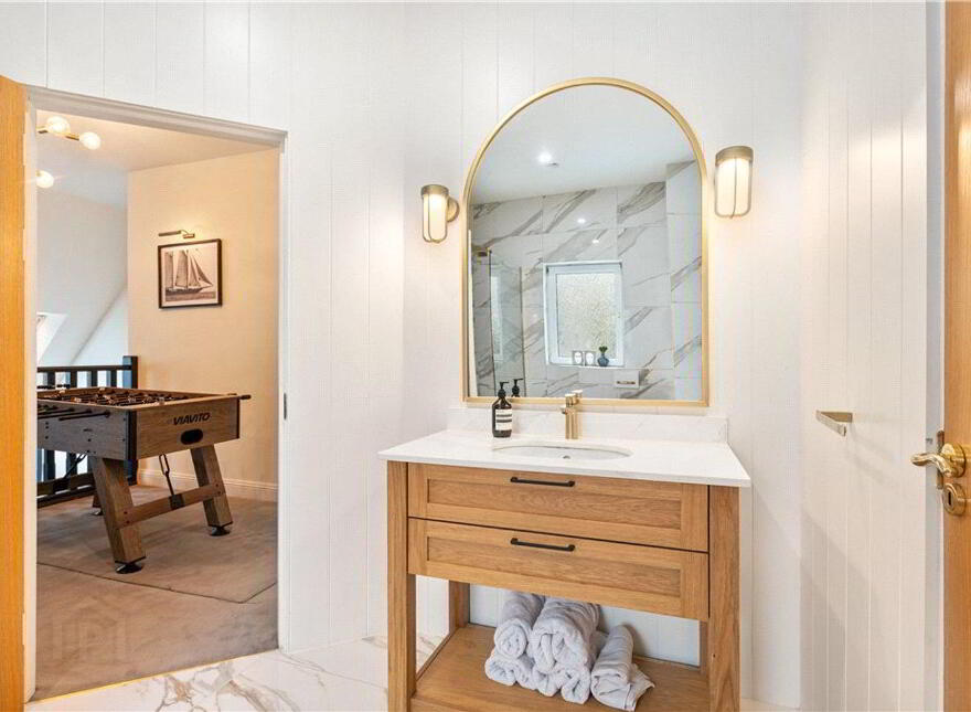 Beechville House, Brookwood, French Furze, Crosshaven, P43K277