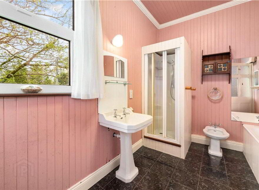 Tinhalla, 4 Montenotte Road, Cork, T23E2A3