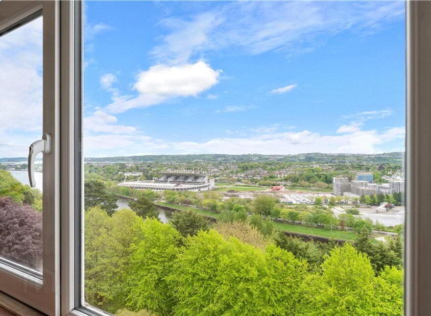 Tinhalla, 4 Montenotte Road, Cork, T23E2A3