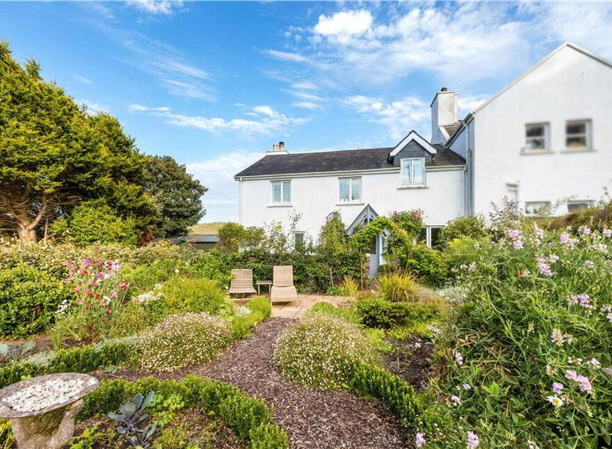 Coastguard Lodge, Britfieldstown, Robert's Cove, Cork, P17E627