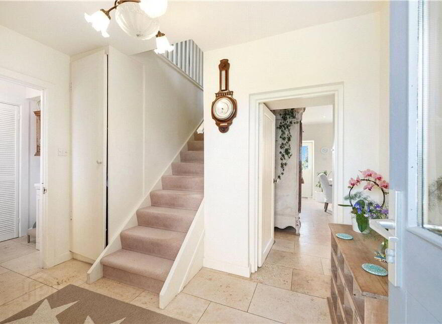 Coastguard Lodge, Britfieldstown, Robert's Cove, Cork, P17E627