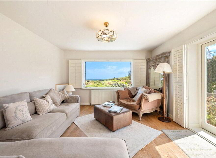 Coastguard Lodge, Britfieldstown, Robert's Cove, Cork, P17E627