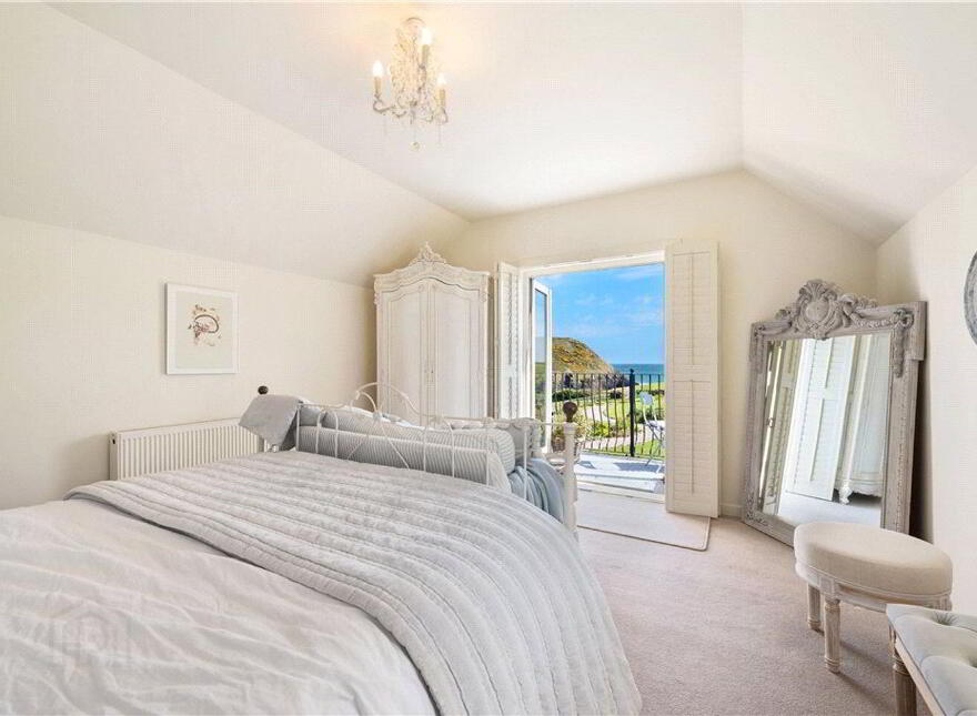 Coastguard Lodge, Britfieldstown, Robert's Cove, Cork, P17E627