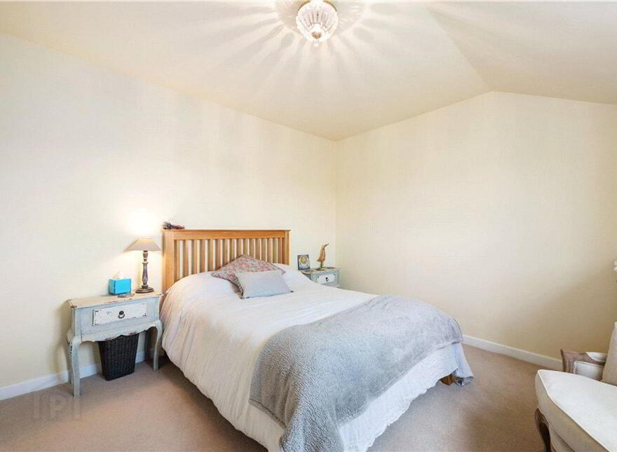 Coastguard Lodge, Britfieldstown, Robert's Cove, Cork, P17E627