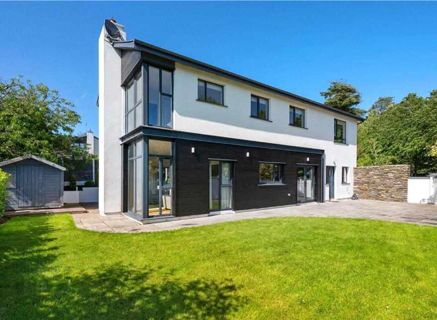 10 The Avenue, Woodville, Glanmire, T45Y897