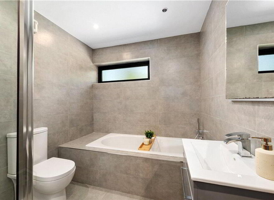 10 The Avenue, Woodville, Glanmire, T45Y897
