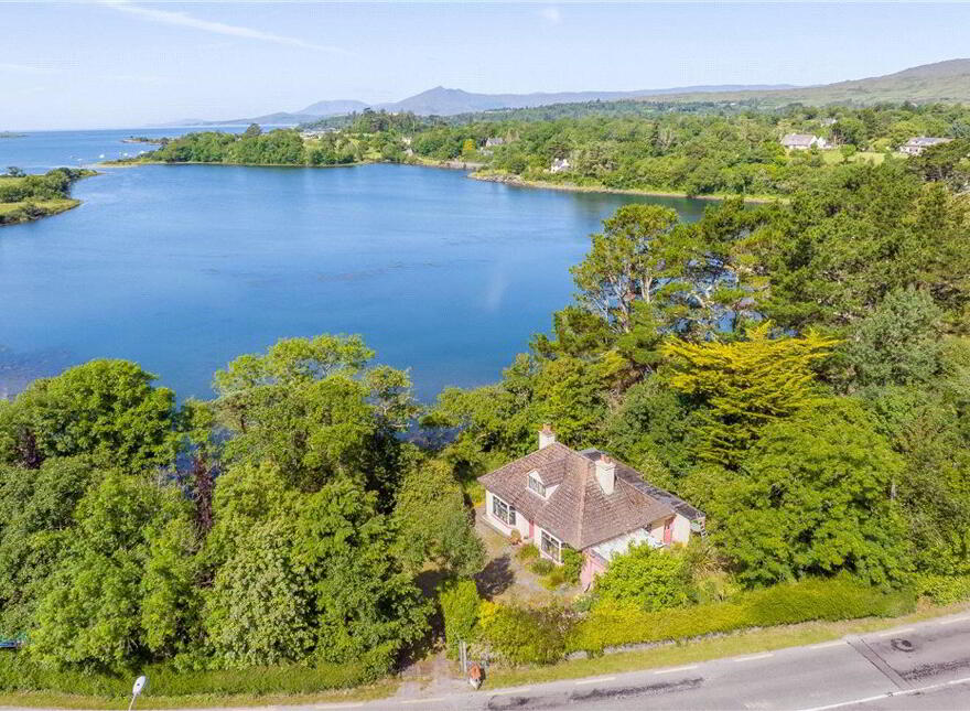Carrigdhoun Quay, Ballylickey, Ballylickey, P75XE83