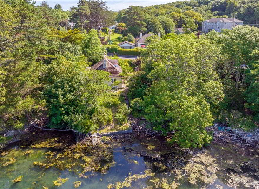 Carrigdhoun Quay, Ballylickey, Ballylickey, P75XE83