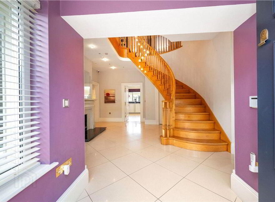Ardnaculla, Fortmary Park, North Circular Road, V94VH6P
