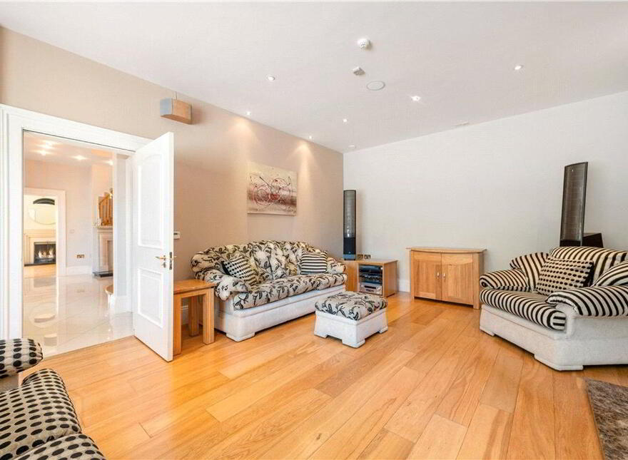 Ardnaculla, Fortmary Park, North Circular Road, V94VH6P