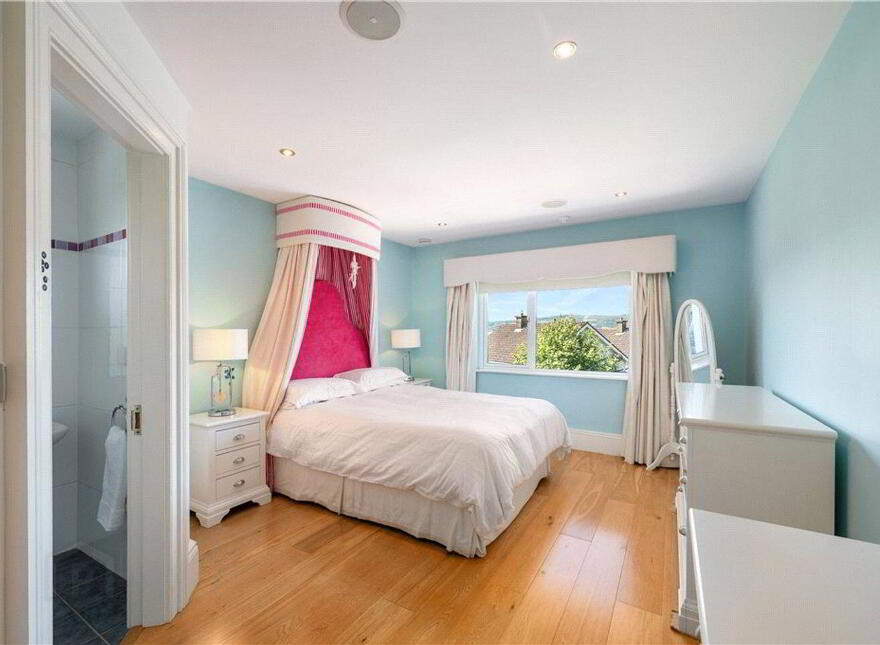 Ardnaculla, Fortmary Park, North Circular Road, V94VH6P