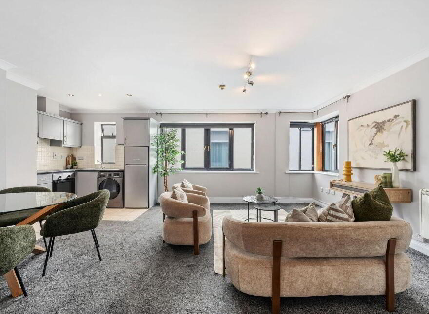 Apartment 18 Morrison House Cork City Centre, Cork City Centre, T12FX09