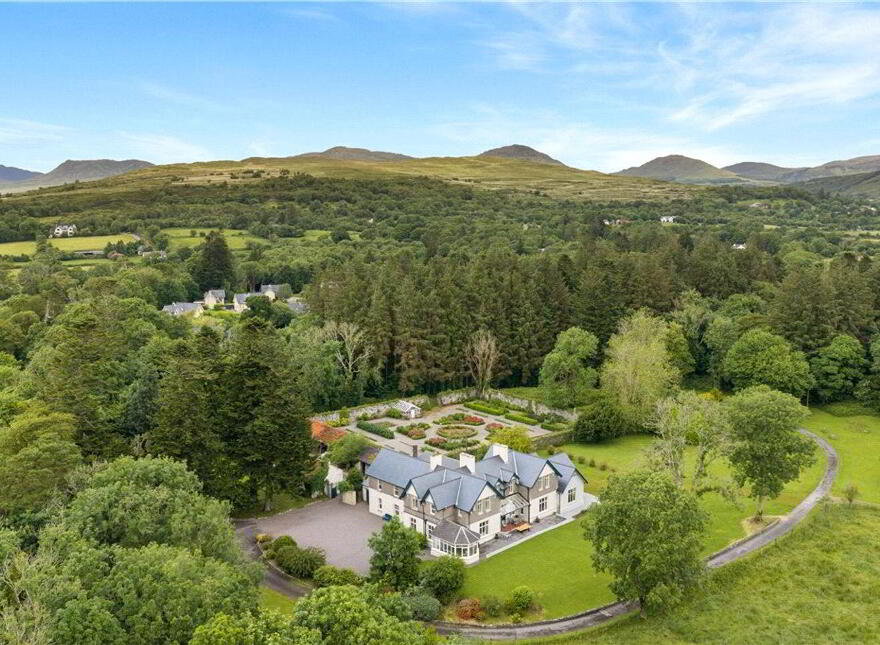 Dunkerron House, Kenmare, V93K8W7