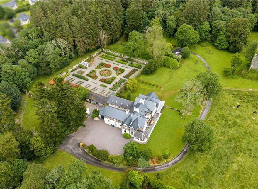 Dunkerron House, Kenmare, V93K8W7