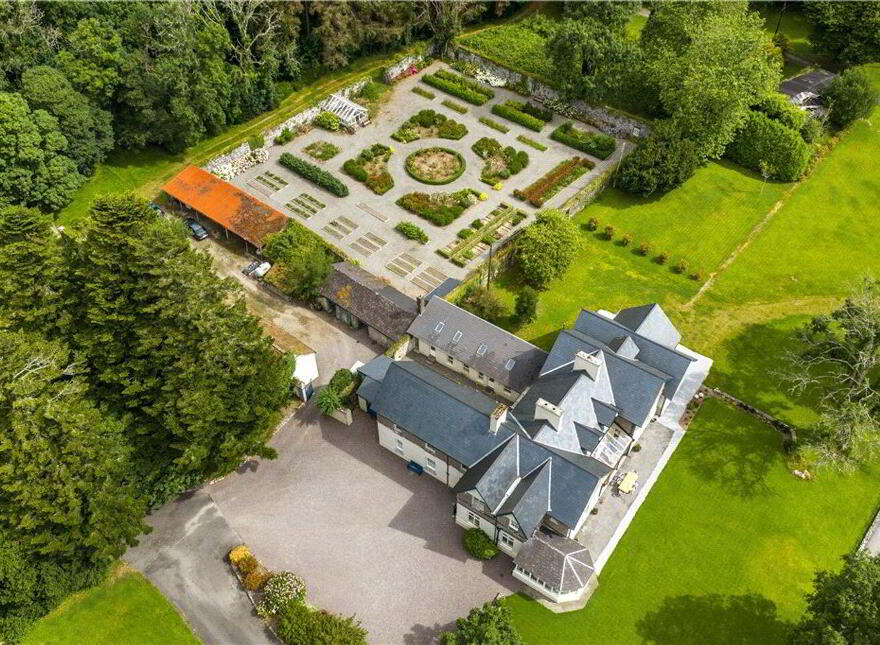 Dunkerron House, Kenmare, V93K8W7