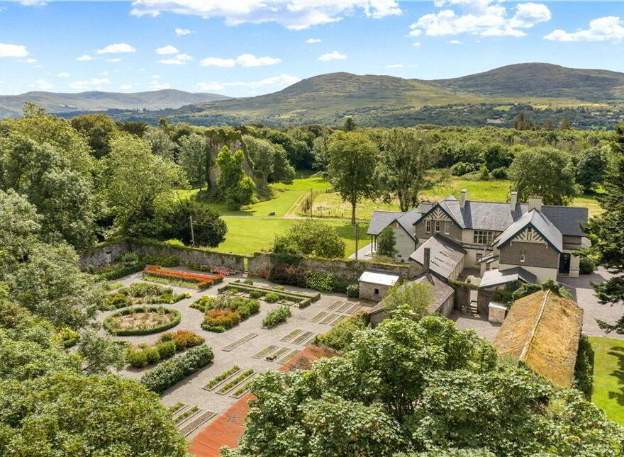 Dunkerron House, Kenmare, V93K8W7