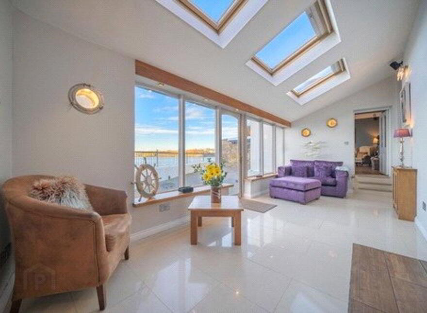The Anchorage, Summercove, Summercove, P17HF90