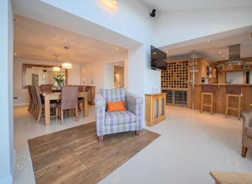The Anchorage, Summercove, Summercove, P17HF90