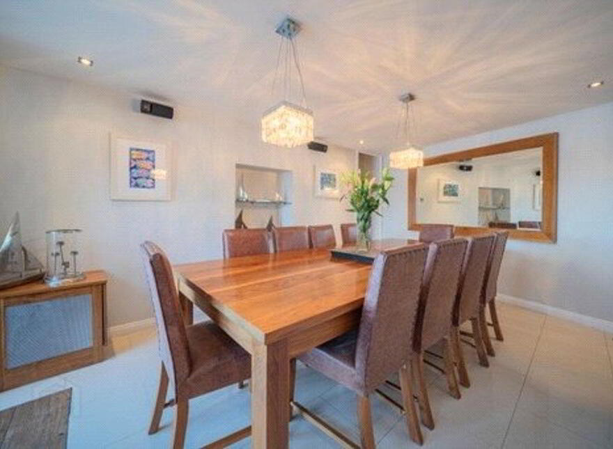 The Anchorage, Summercove, Summercove, P17HF90