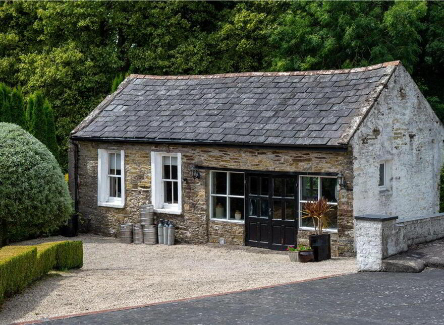 Beechmount House, Garryhankard, Innishannon, Innishannon, T12WE16