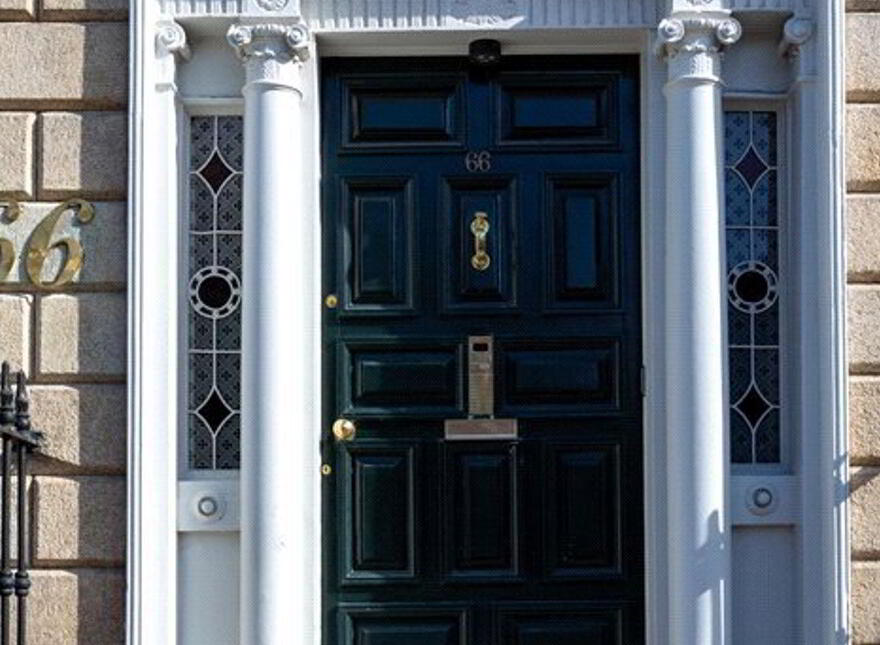 66 Fitzwilliam Square, Dublin 2, D02AT27