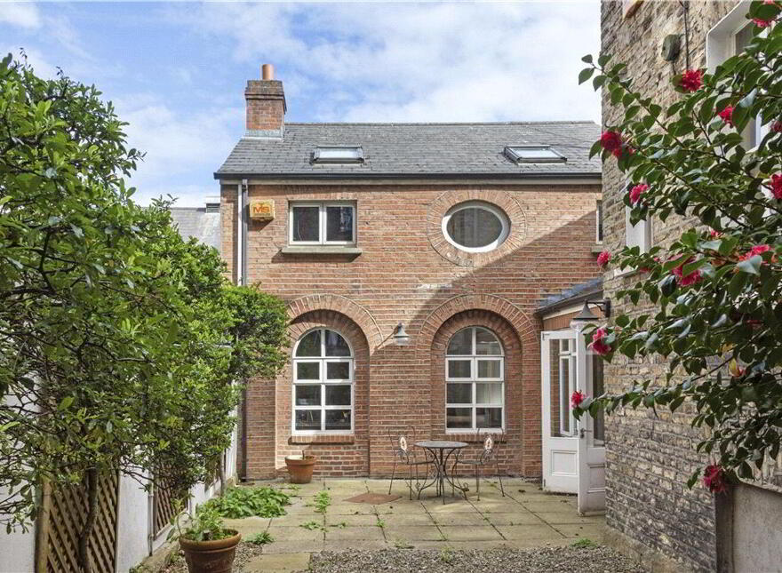66 Fitzwilliam Square, Dublin 2, D02AT27