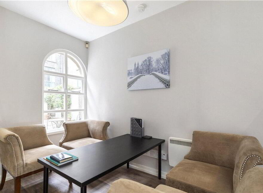 66 Fitzwilliam Square, Dublin 2, D02AT27