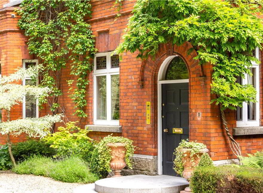 Melfort, Shrewsbury Road, Ballsbridge, Ballsbridge, D04T0H7