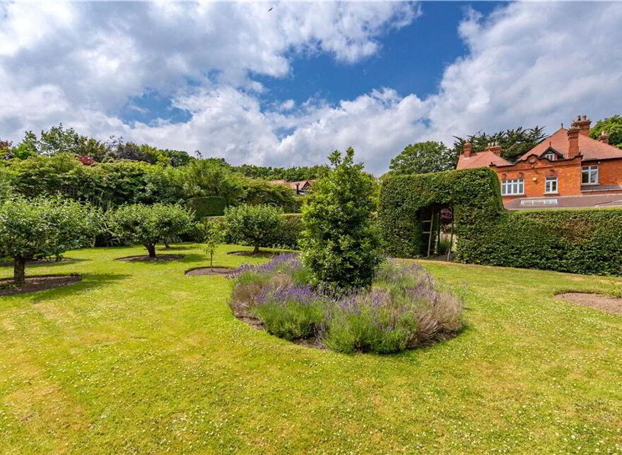 Melfort, Shrewsbury Road, Ballsbridge, Ballsbridge, D04T0H7