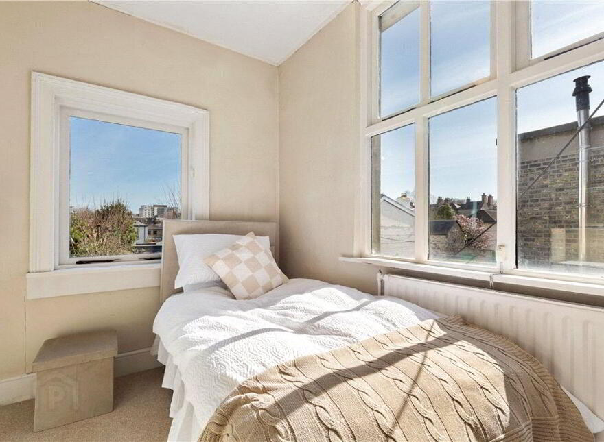 80 Waterloo Road, Ballsbridge, Ballsbridge, D04K2W5