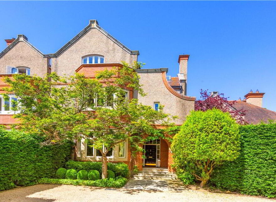 84 Ailesbury Road, Ballsbridge, Ballsbridge, D04Y8X0 photo