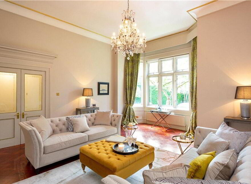 84 Ailesbury Road, Ballsbridge, Ballsbridge, D04Y8X0