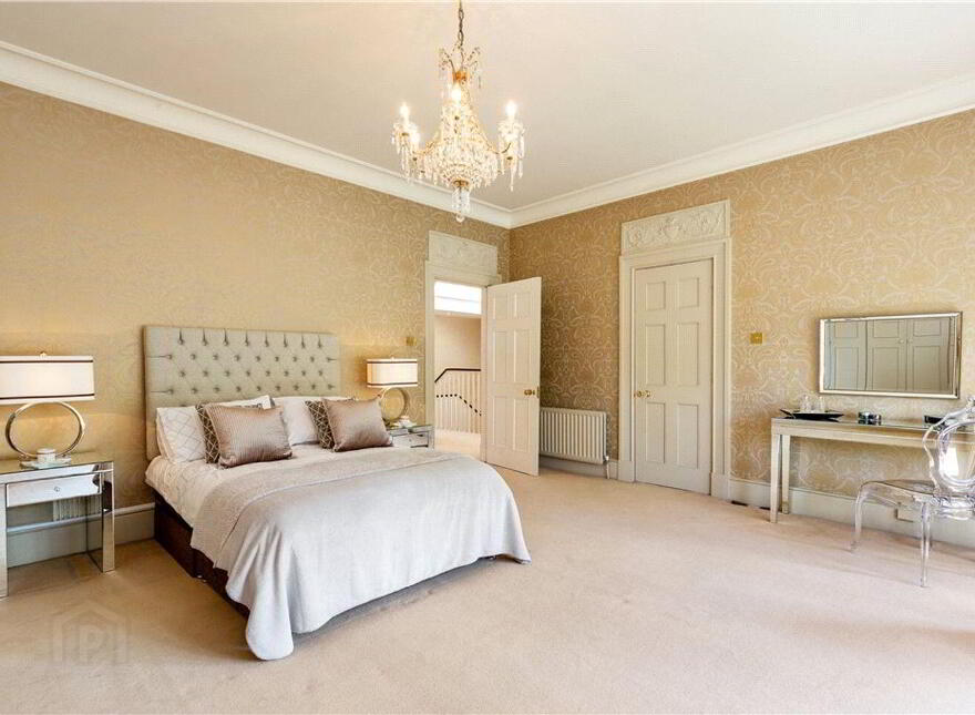 84 Ailesbury Road, Ballsbridge, Ballsbridge, D04Y8X0