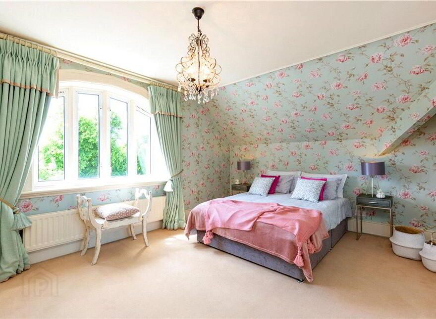 84 Ailesbury Road, Ballsbridge, Ballsbridge, D04Y8X0