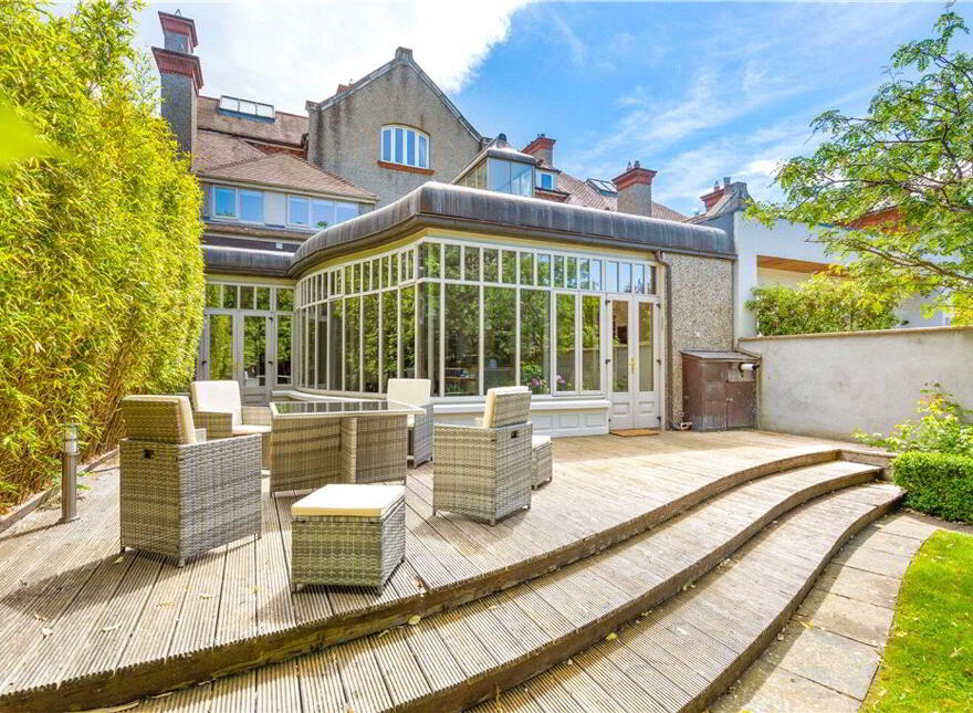 84 Ailesbury Road, Ballsbridge, Ballsbridge, D04Y8X0