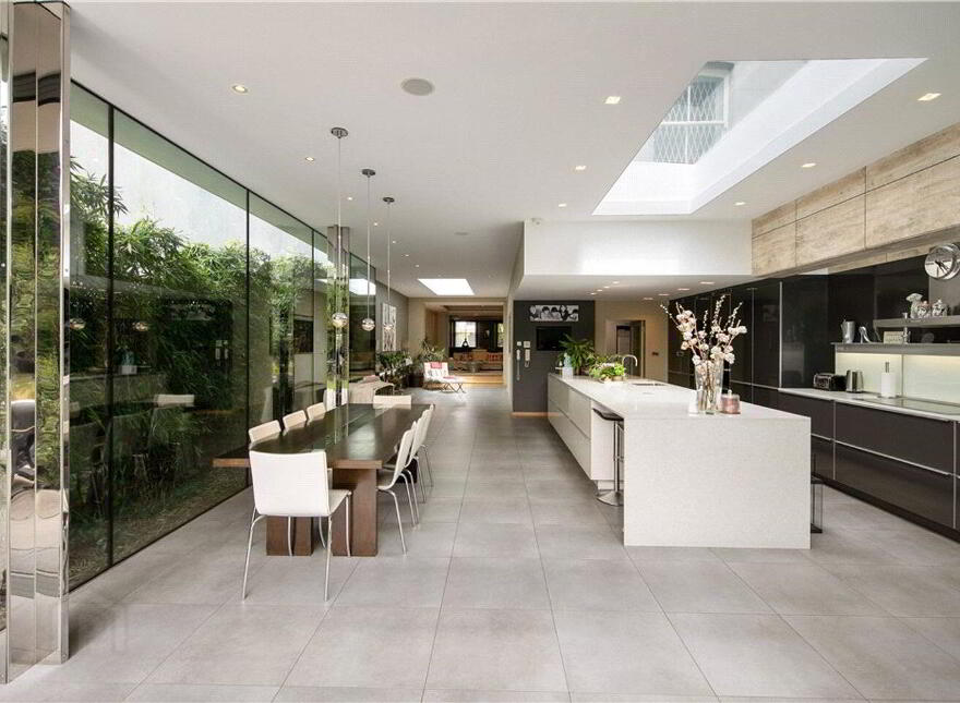 33 Ailesbury Road, Ballsbridge, Ballsbridge, D04P8Y6