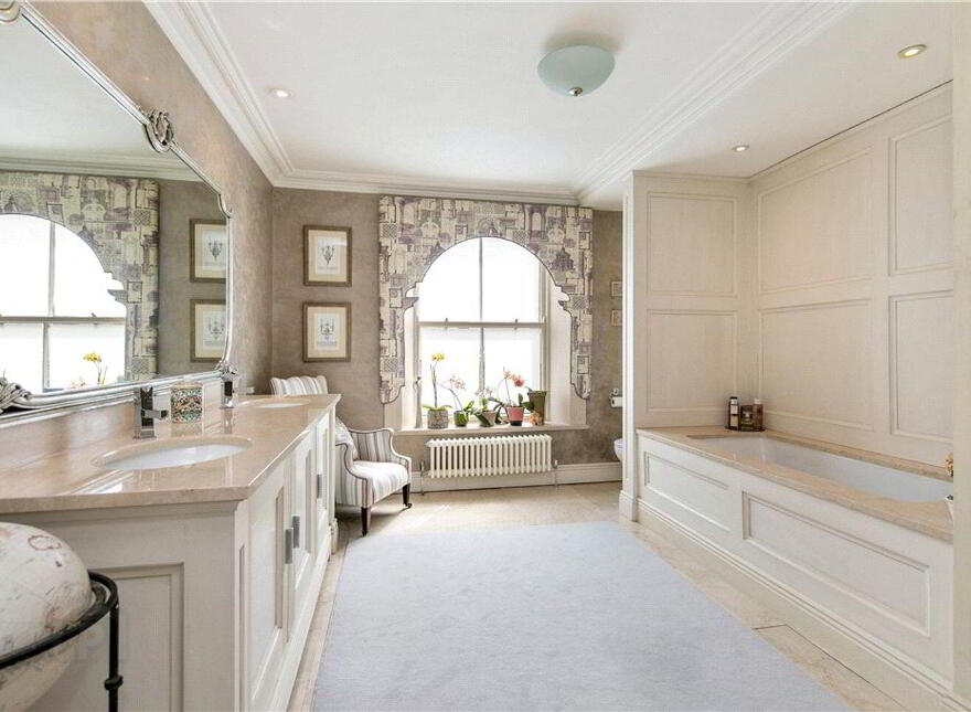 33 Ailesbury Road, Ballsbridge, Ballsbridge, D04P8Y6